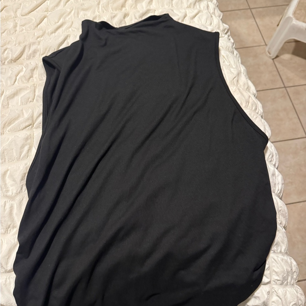 Black Sleeveless Women's Top